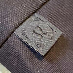 LULULEMON men’s pants 31 black.